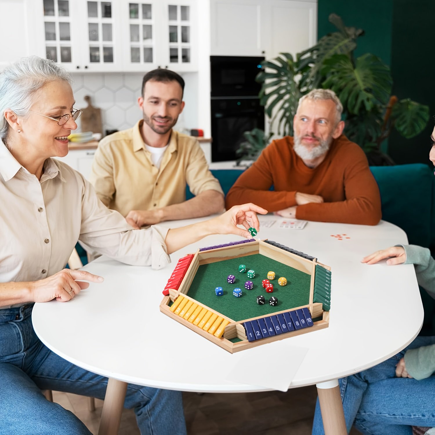 Jogo de 12 Dados para Família e Amigos - Image 5